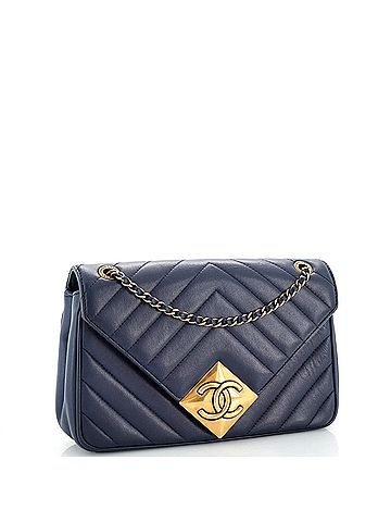 Chanel Pyramid CC Flap Bag Chevron Lambskin Small (view 2)