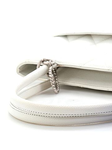 Chanel Medallion Tote Quilted Caviar (view 1)