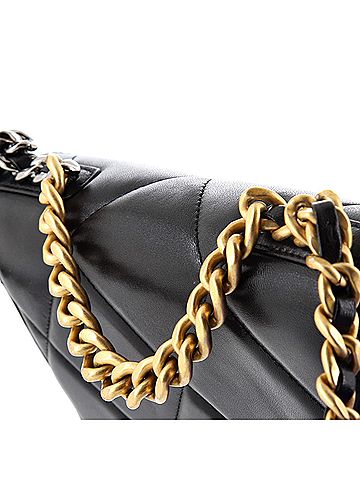 Chanel 19 Wallet on Chain Quilted Goatskin (view 1)