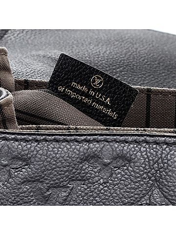Louis Vuitton Pochette Metis Monogram Empreinte Leather (view 1)