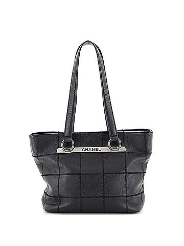Chanel Square Stitch Tote Caviar Medium (view 1)