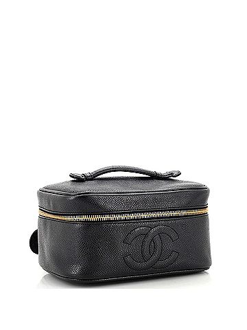 Chanel Vintage Timeless Cosmetic Case Caviar Medium (view 2)
