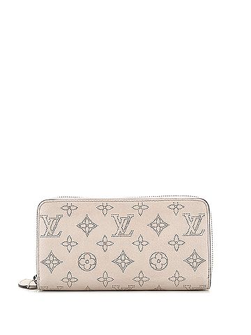 Louis Vuitton Zippy Wallet Mahina Leather (view 1)