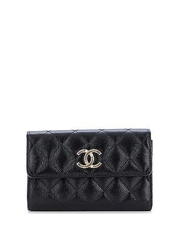 Chanel Textured CC Flap Wallet Quilted Caviar Medium (view 1)