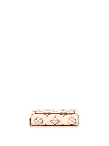Louis Vuitton Lou Wallet Fall for You Monogram Canvas (view 2)
