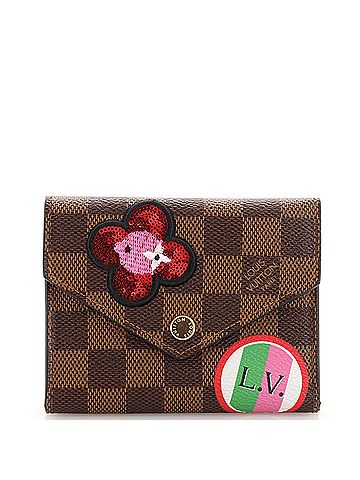 Louis Vuitton Victorine Wallet Limited Edition Patches Damier (view 1)