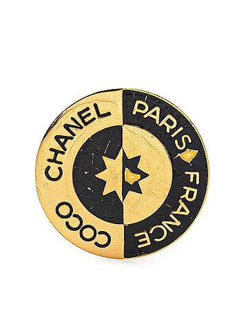 Chanel Chanel COCO logo round brooch in gold and black plated for women. (view 1)