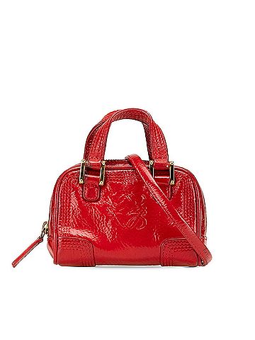 Loewe LOEWE Anagram Amazona Shoulder Bag Red Patent Leather Women's (view 1)