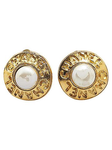 Chanel CHANEL logo earrings, gold plated with faux pearls, for women (view 2)